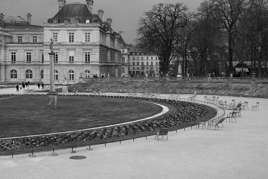 Jardin du Luxembourg with the Senate